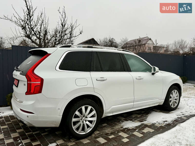Volvo XC90 2016