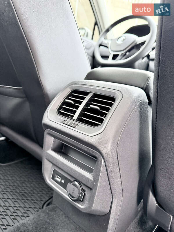 Volkswagen-26