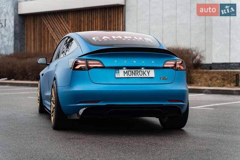Tesla-5