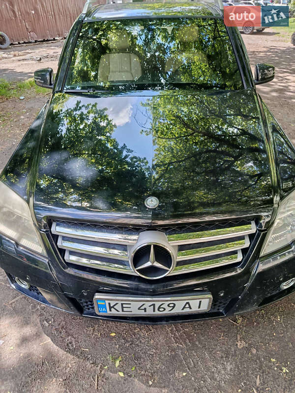Mercedes-Benz-4