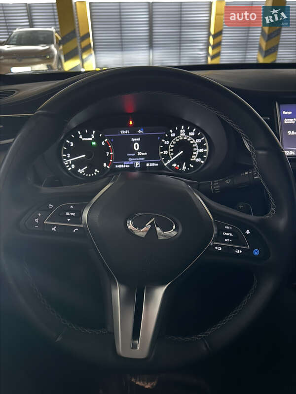 Infiniti-3