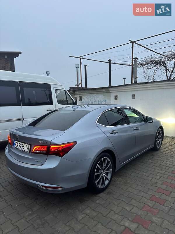Acura-8