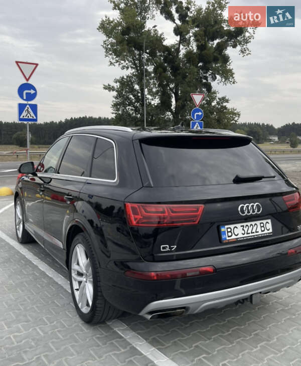 Audi Q7 2017