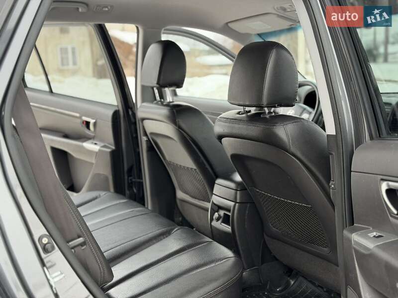 Hyundai Santa FE 2011