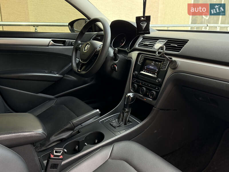 Volkswagen Passat 2015