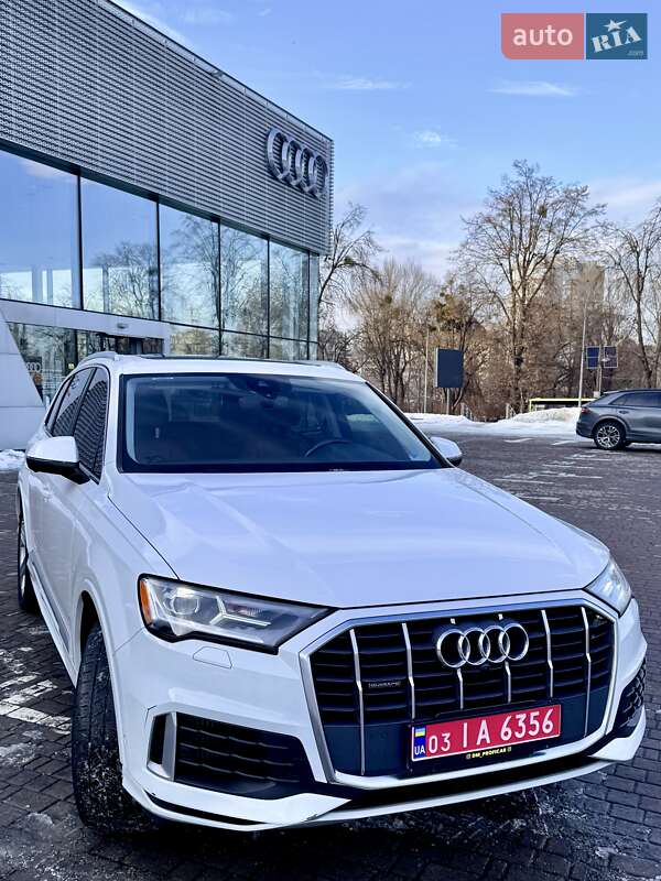 Audi-33