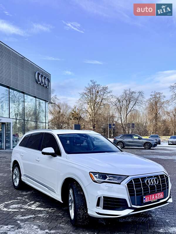 Audi-58