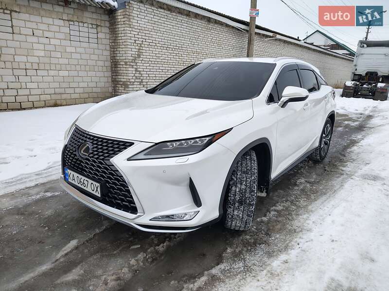 Lexus-10