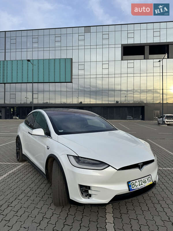 Tesla-3