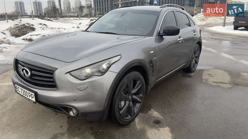 Infiniti-2