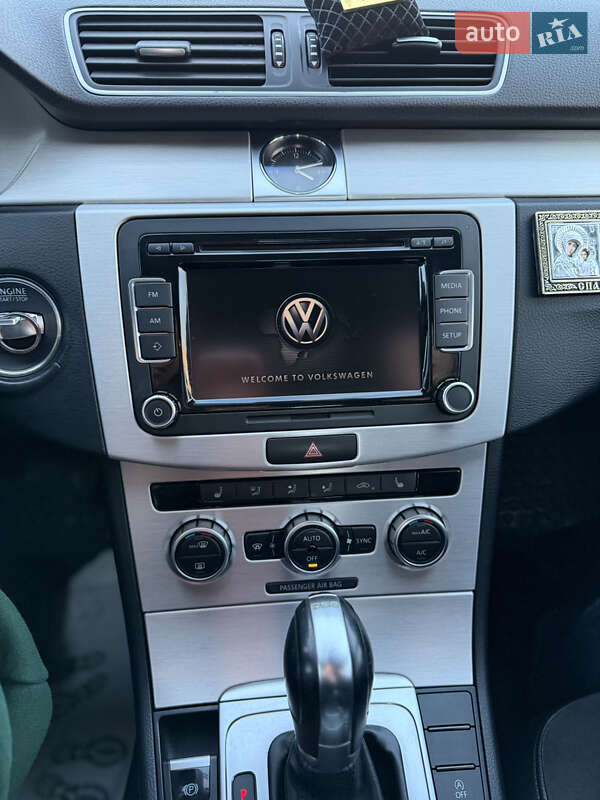Volkswagen-0