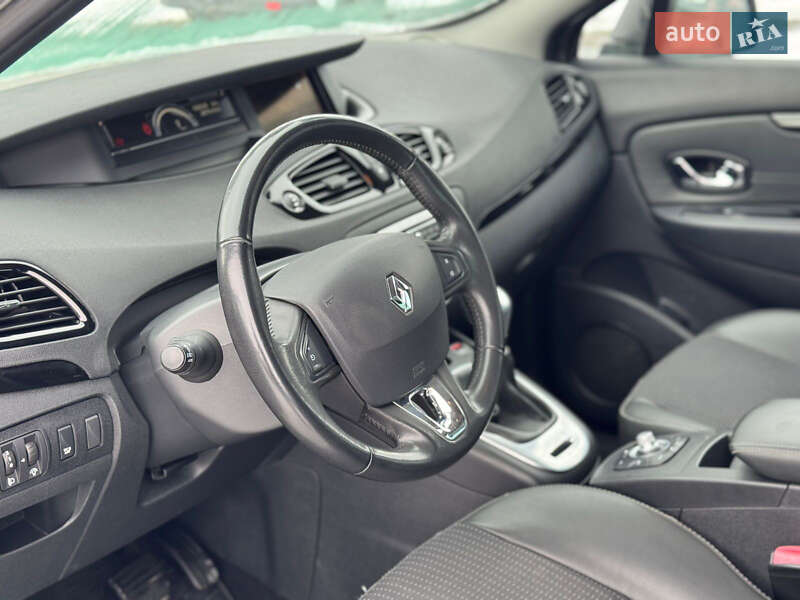 Renault Scenic 2015