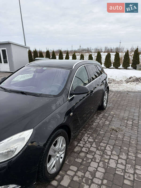 Opel Insignia 2010