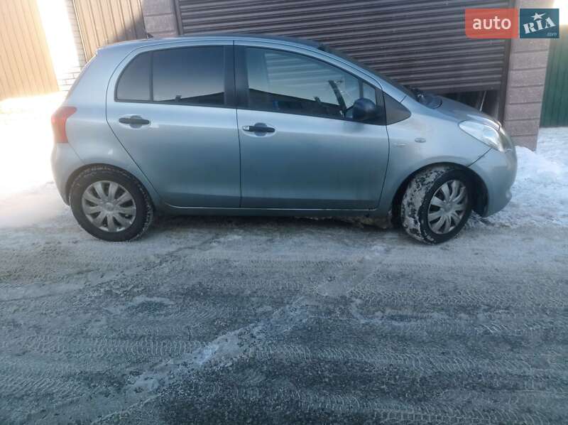 Toyota Yaris 2008