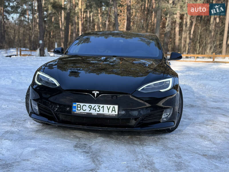 Tesla-0