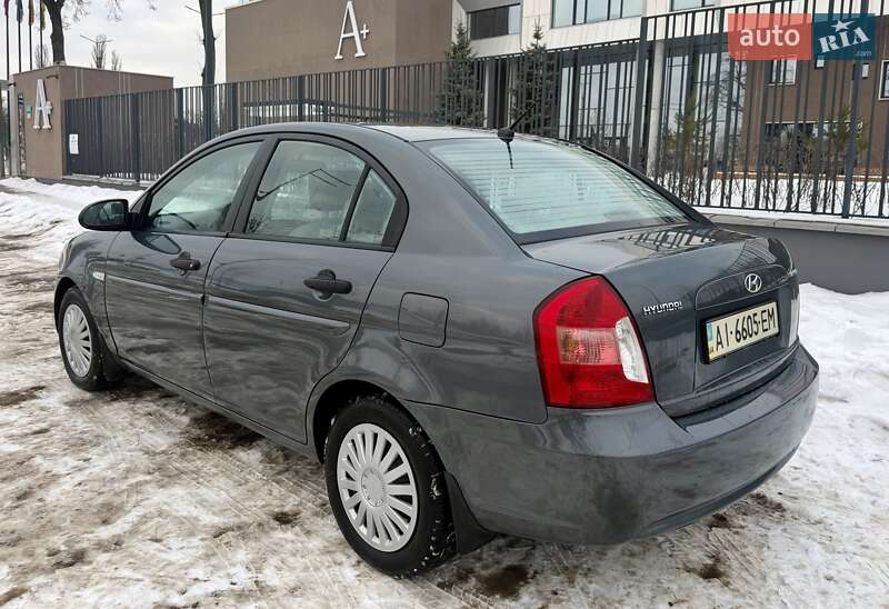 Hyundai Accent 2008