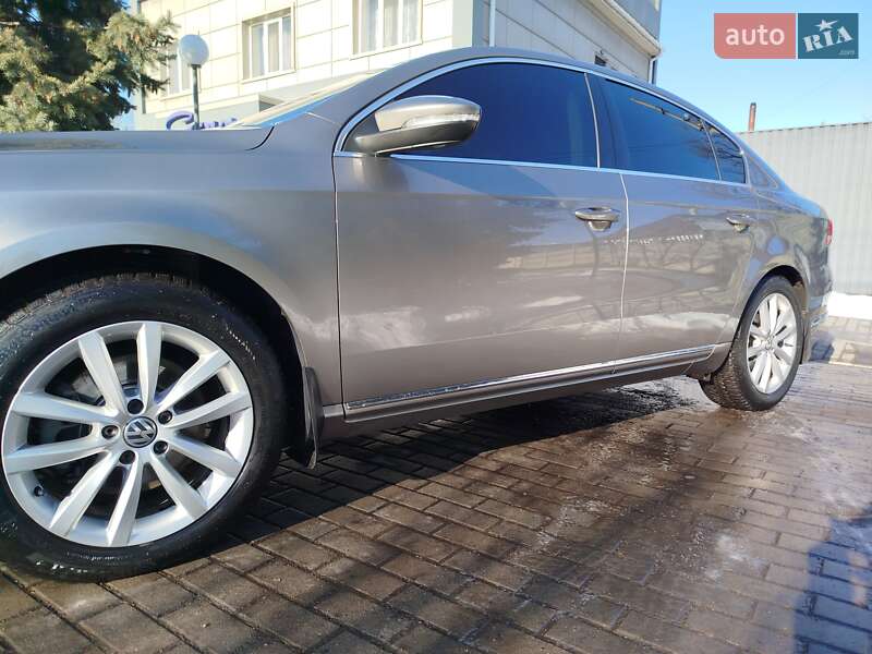 Volkswagen Passat 2013