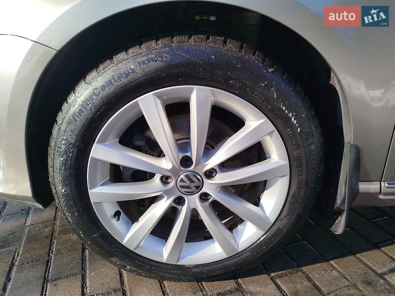 Volkswagen Passat 2013