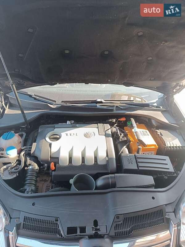 Volkswagen Golf 2008