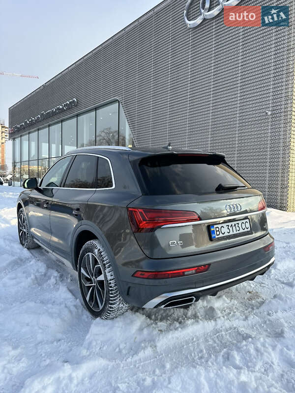 Audi Q5 2021