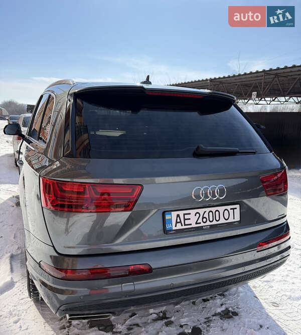 Audi Q7 2016