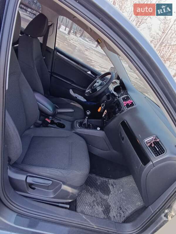 Volkswagen Jetta 2014