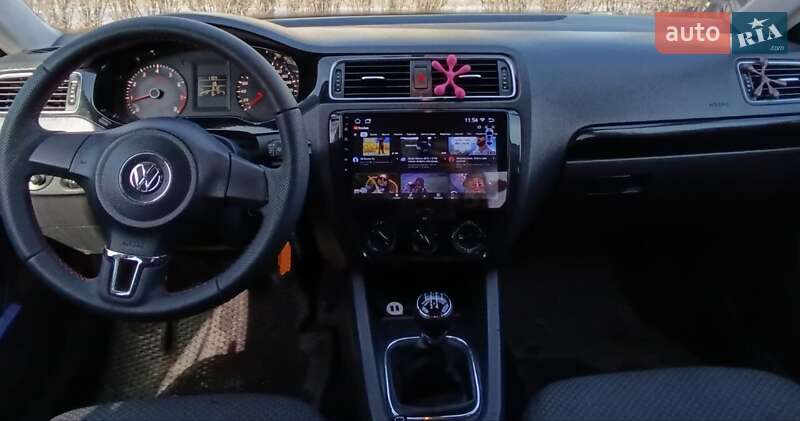 Volkswagen Jetta 2014