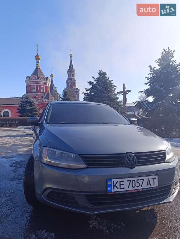 Volkswagen Jetta 2014