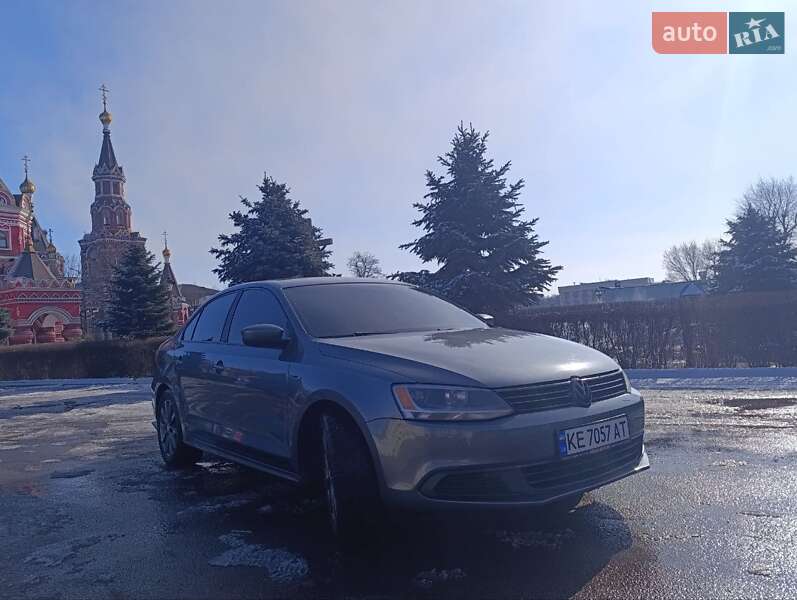 Volkswagen Jetta 2014