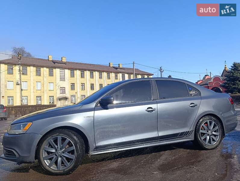 Volkswagen Jetta 2014