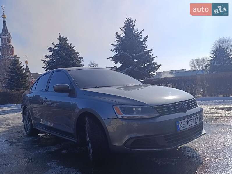 Volkswagen Jetta 2014