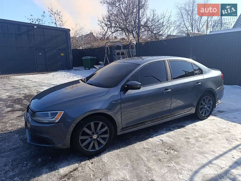 Volkswagen Jetta 2014