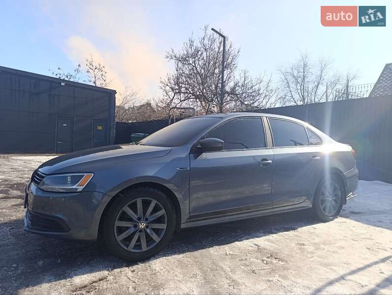 Volkswagen Jetta 2014