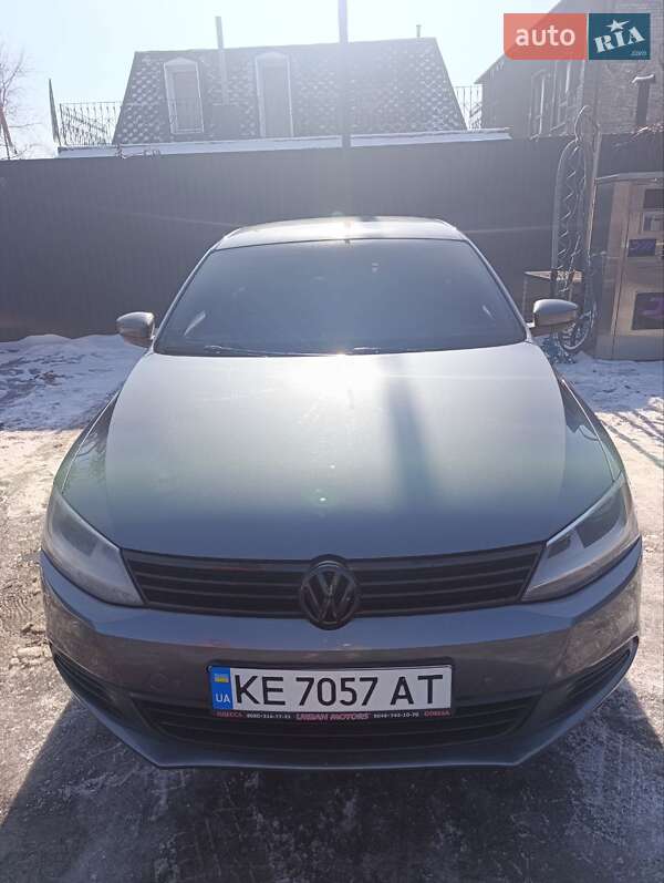 Volkswagen Jetta 2014