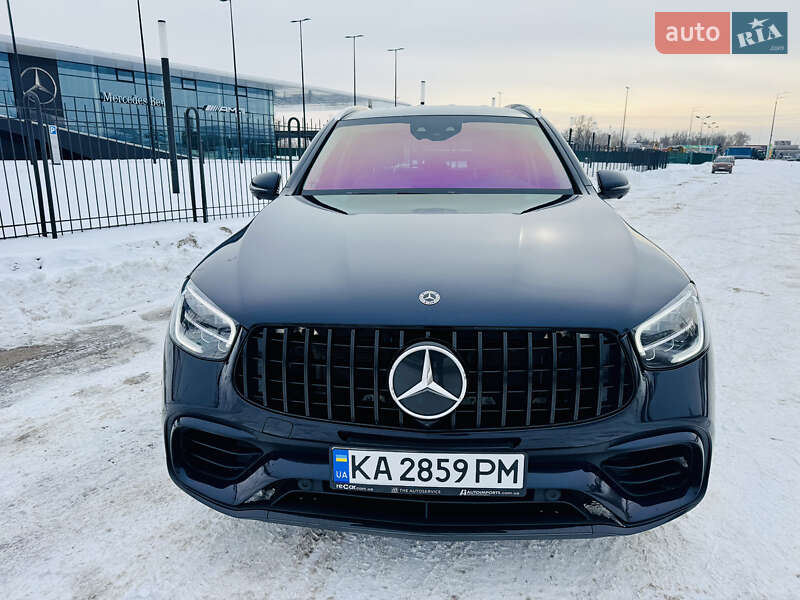 Mercedes-Benz GLC-Class 2021