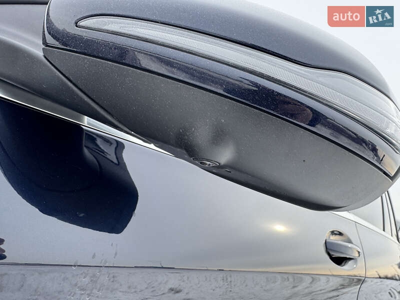 Mercedes-Benz GLC-Class 2021