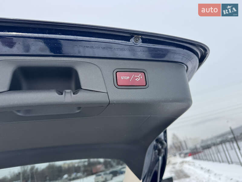 Mercedes-Benz GLC-Class 2021