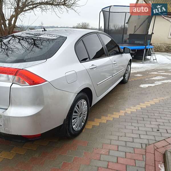 Renault Laguna 2009