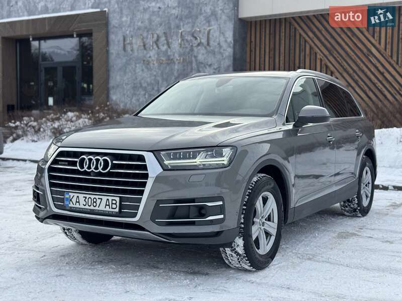 Audi Q7 2016
