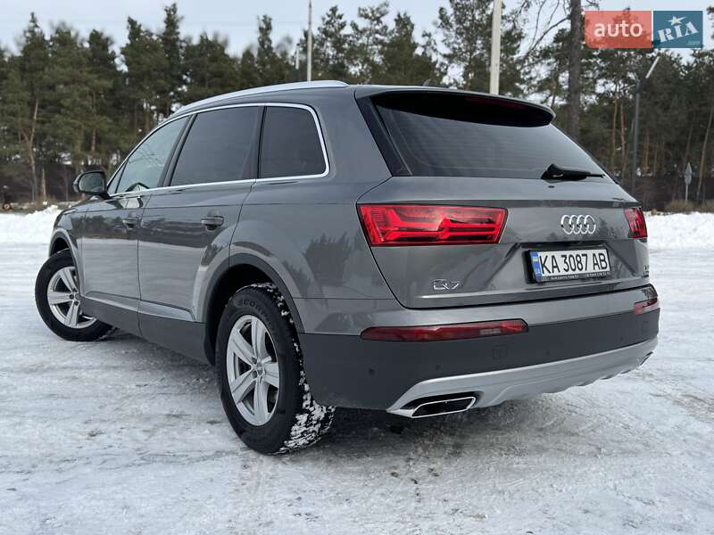 Audi Q7 2016