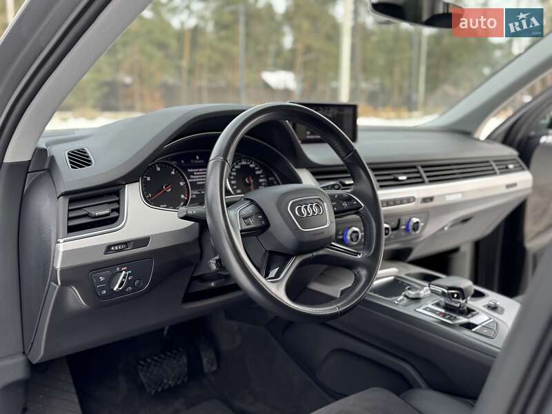 Audi Q7 2016