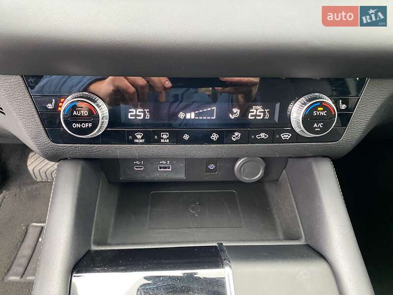 Mitsubishi Outlander 2024