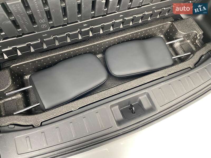 Mitsubishi Outlander 2024