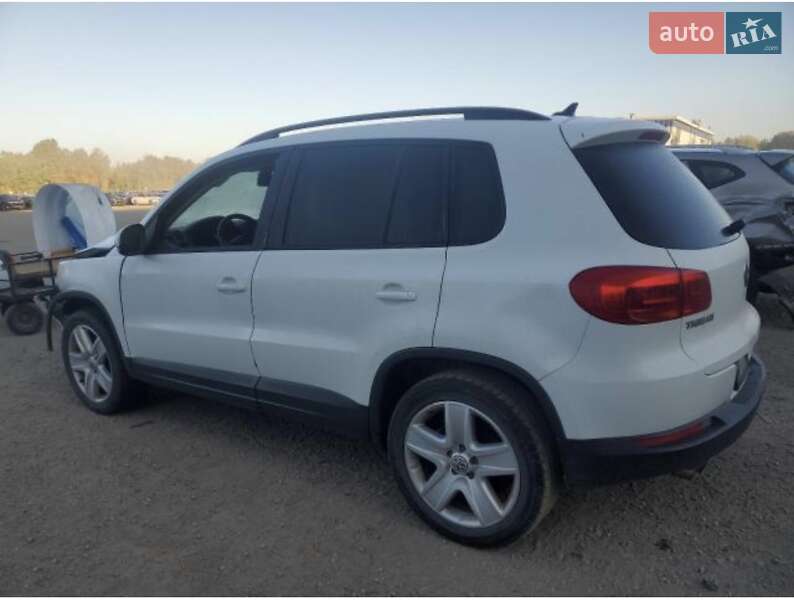 Volkswagen Tiguan 2015