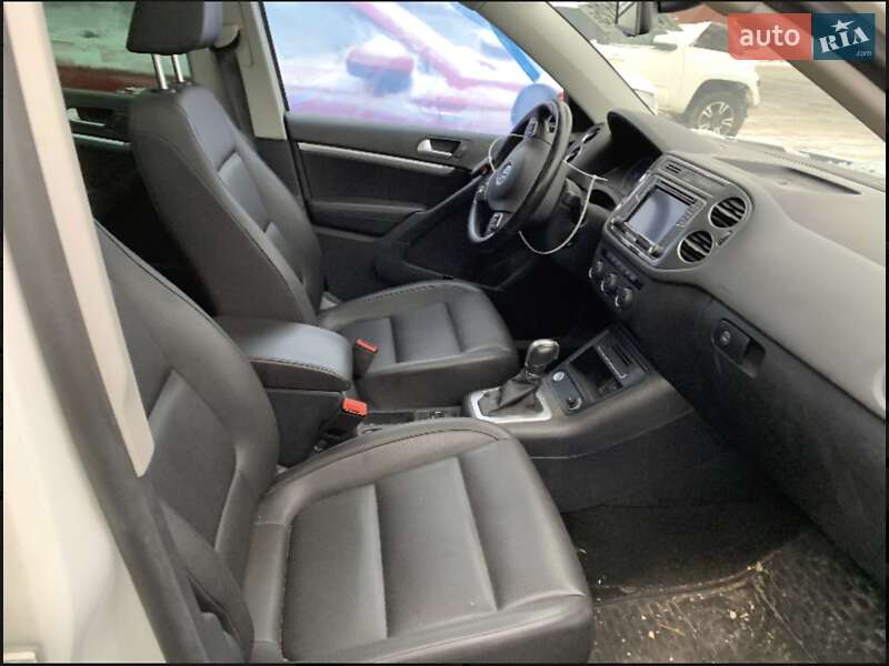 Volkswagen Tiguan 2015