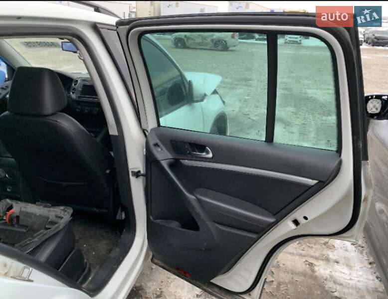 Volkswagen Tiguan 2015