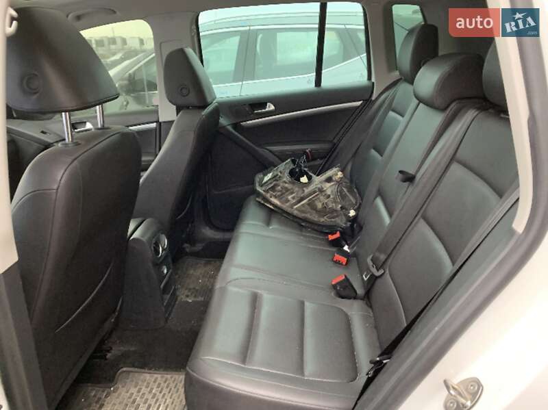 Volkswagen Tiguan 2015