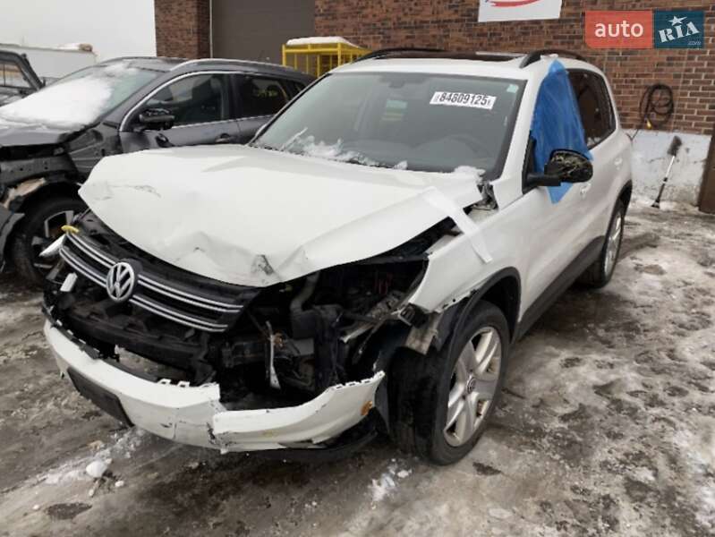 Volkswagen Tiguan 2015