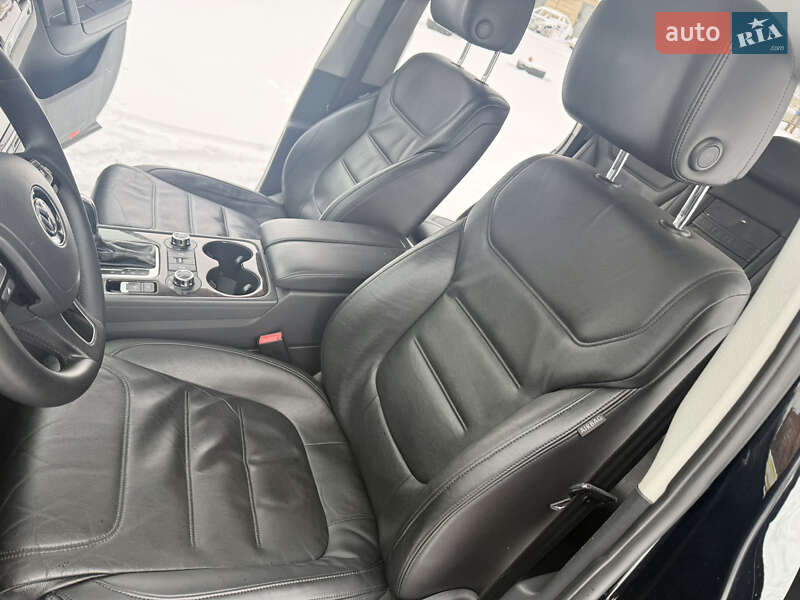 Volkswagen Touareg 2012