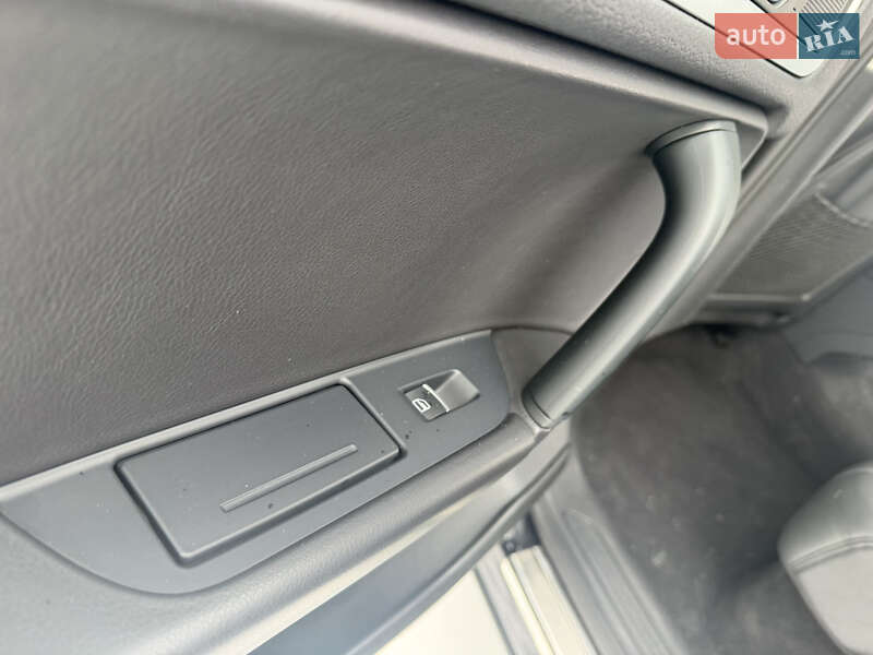 Volkswagen Touareg 2012